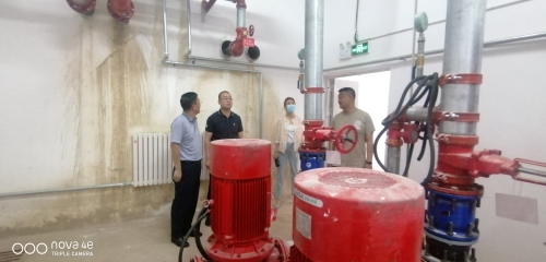 新疆雪峰科技集团公司工作组到塔城恒基公司检查指导“安全生产月”活动