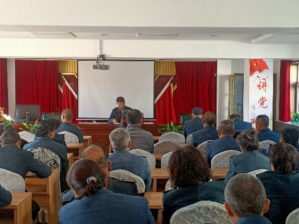 新疆黄金盾保安服务有限公司开展安全生产教育培训