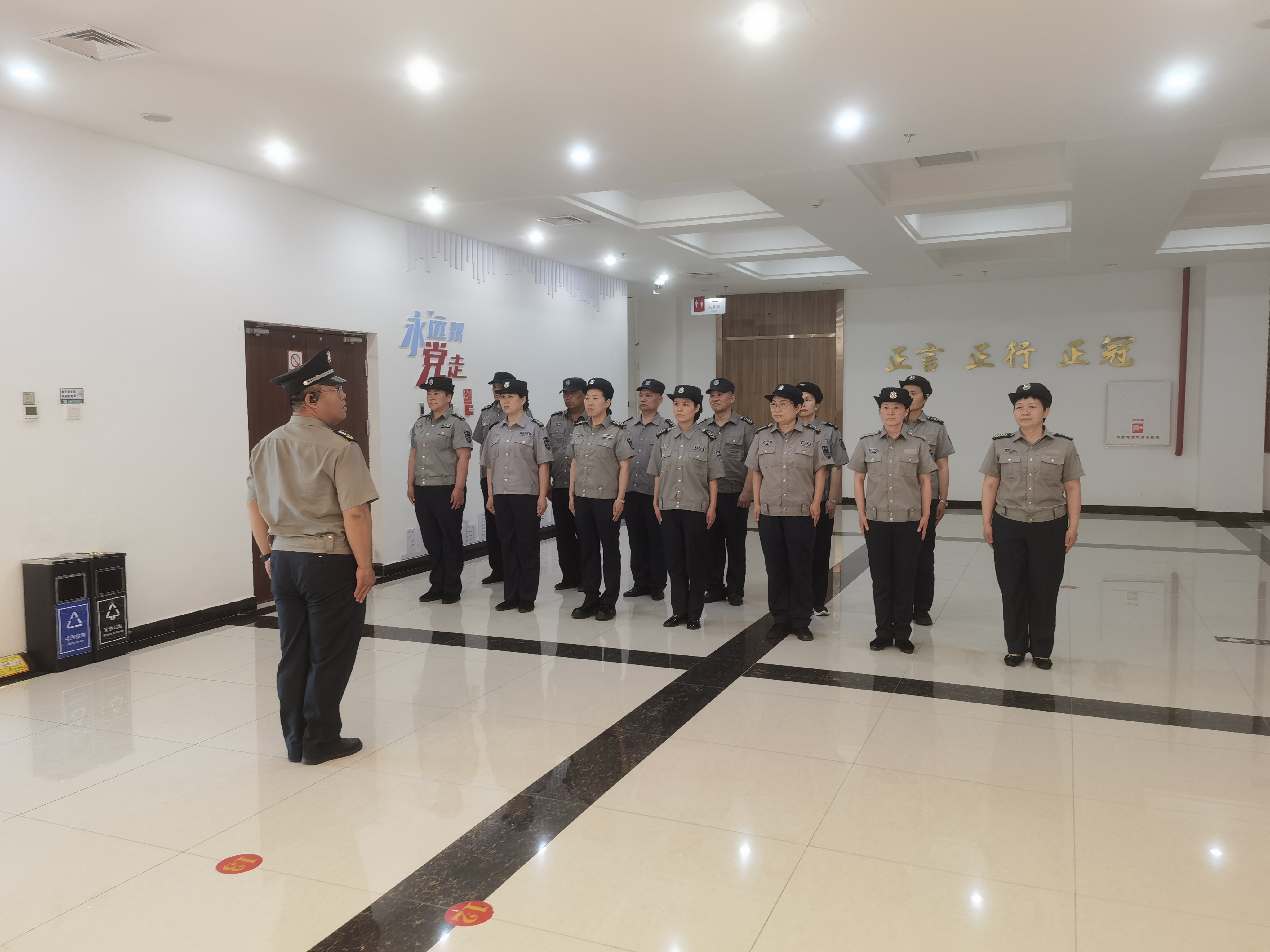 淬炼成钢铸铁军 实战练兵护平安——克拉玛依市华旗公司保安员岗位大练兵纪实