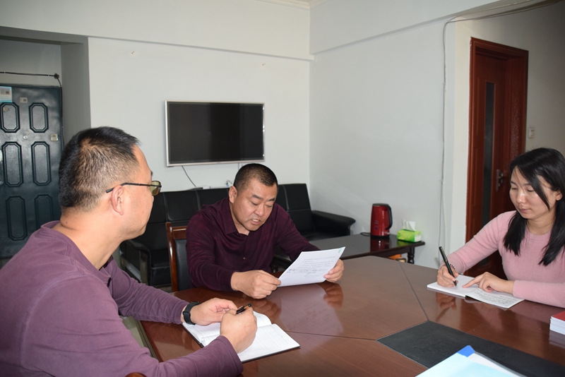 新疆保安协会认真组织传达学习贯彻全国两会精神