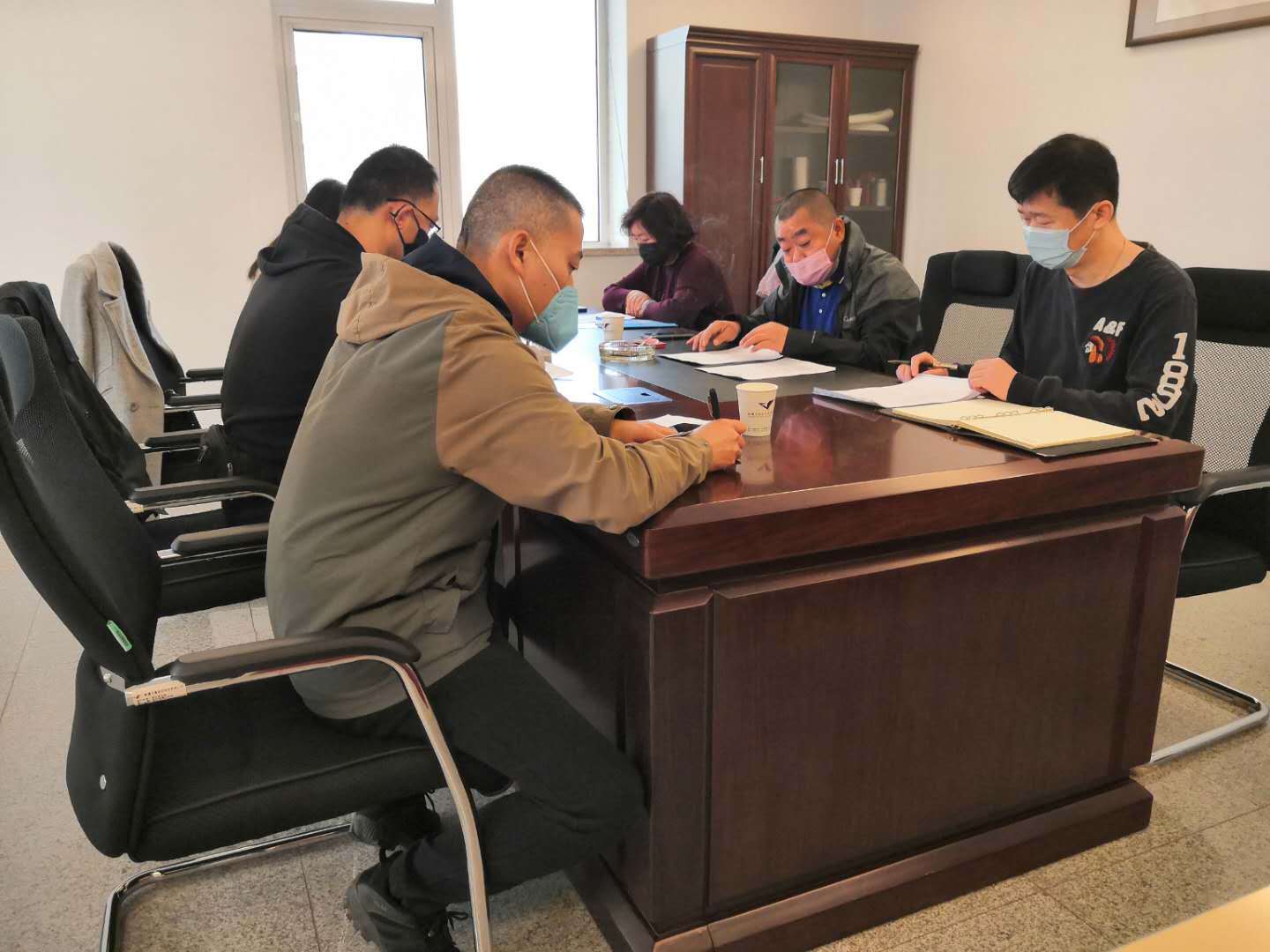 新疆保安协会组织学习习近平总书记重要讲话精神