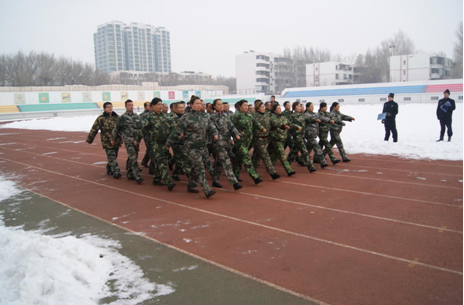 克拉玛依市华旗守押有限责任公司开展冬季大练兵活动