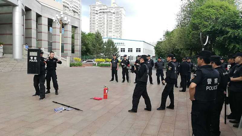 新疆方洲安保服务有限公司组织防暴培训