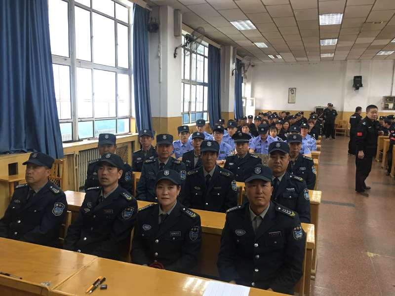 新疆方洲安保服务有限公司组织保安员参加资格考试