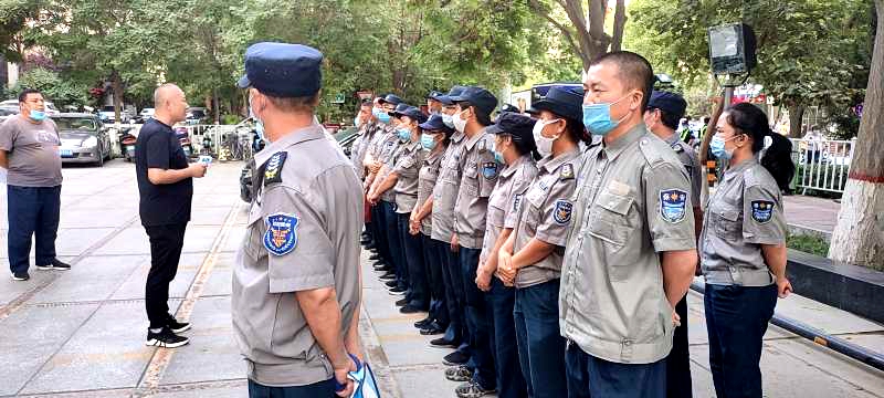 巴州利剑保安服务有限公司召开门卫值勤培训会