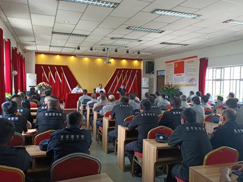 新疆黄金盾保安服务有限公司开展“防灾减灾”宣传活动