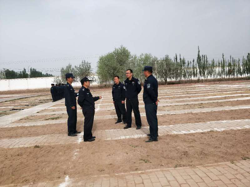 喀什疆南保安服务有限责任公司组织进行实弹射击考核