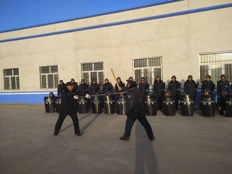 吐鲁番金剑吐哈保安服务有限责任公司开展冬季大练兵活动